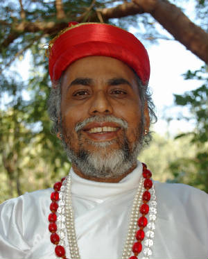 gurujismiling10.jpg